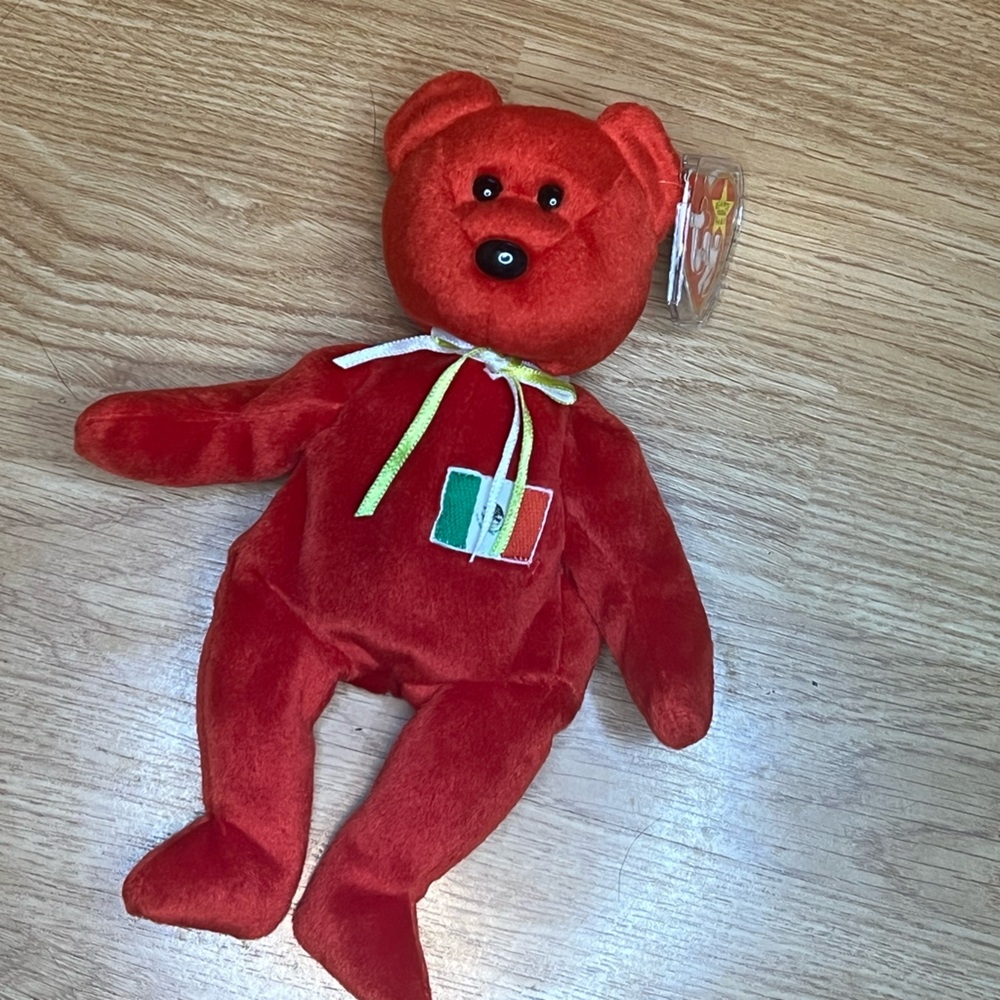1999 Osito Beanie baby, Rare beanie find NWT GREAT CONDITION